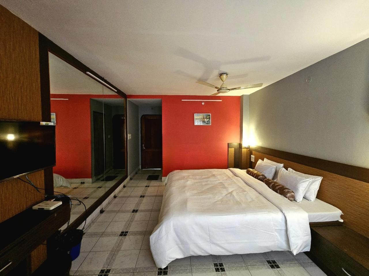 Hotel Vishal Siliguri Exterior foto